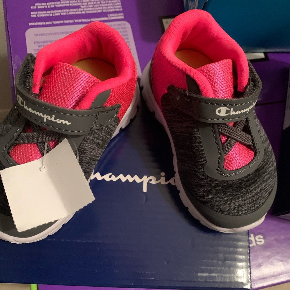 Baby champion Sneakers size 3